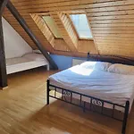 Sunflower And Apartamento Praga